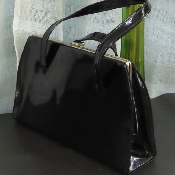 vintage black patent leather handbags